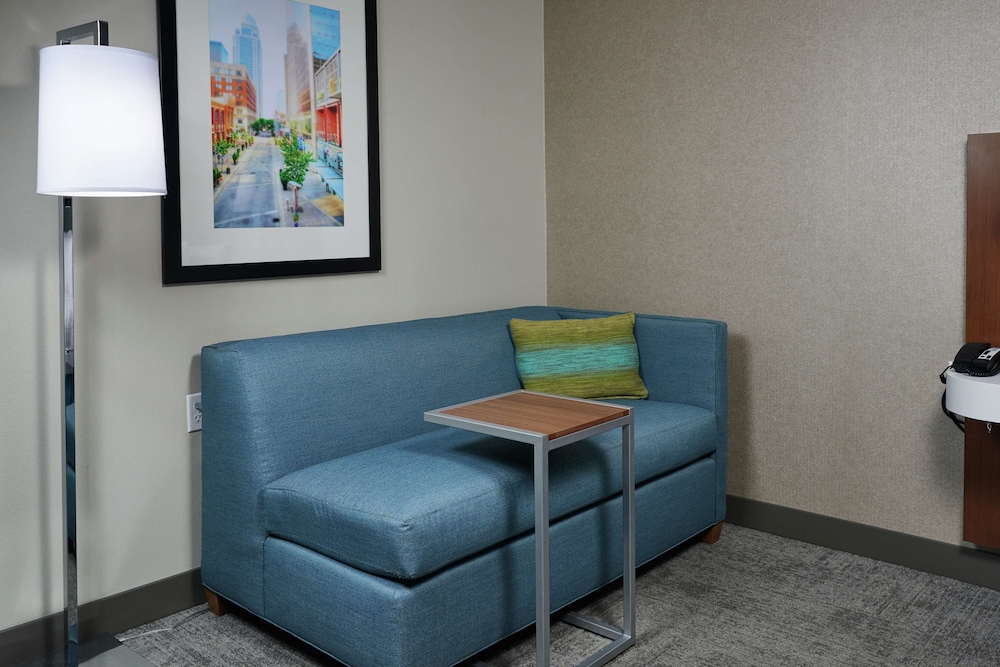 Room, 1 King Bed, Accessible - Photo 1