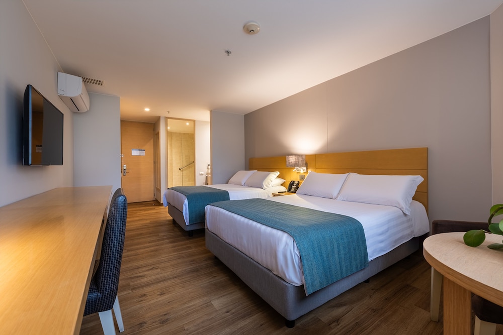 Standard Room, 2 Twin Beds (Superior Twin Beds) - Photo 4