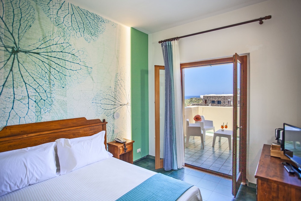 Junior Suite, 1 Double Bed - Photo 13