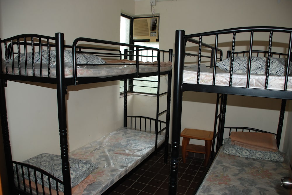 12 Bed Private Dorm photo 3