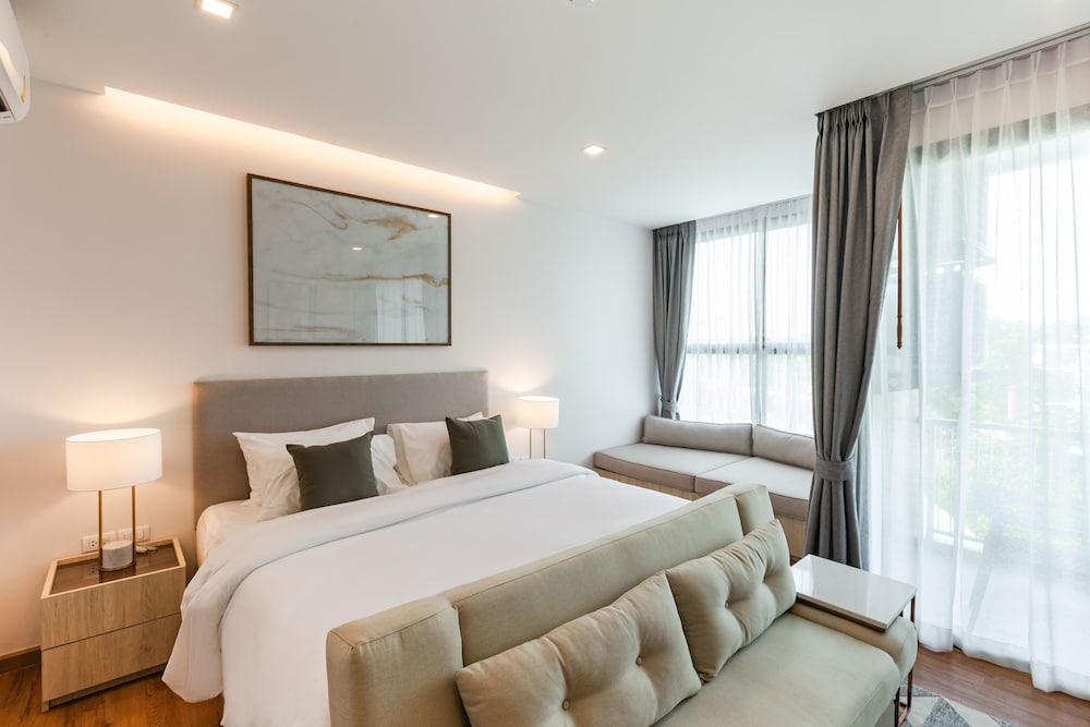 Premier Room, 1 Bedroom - Photo 9