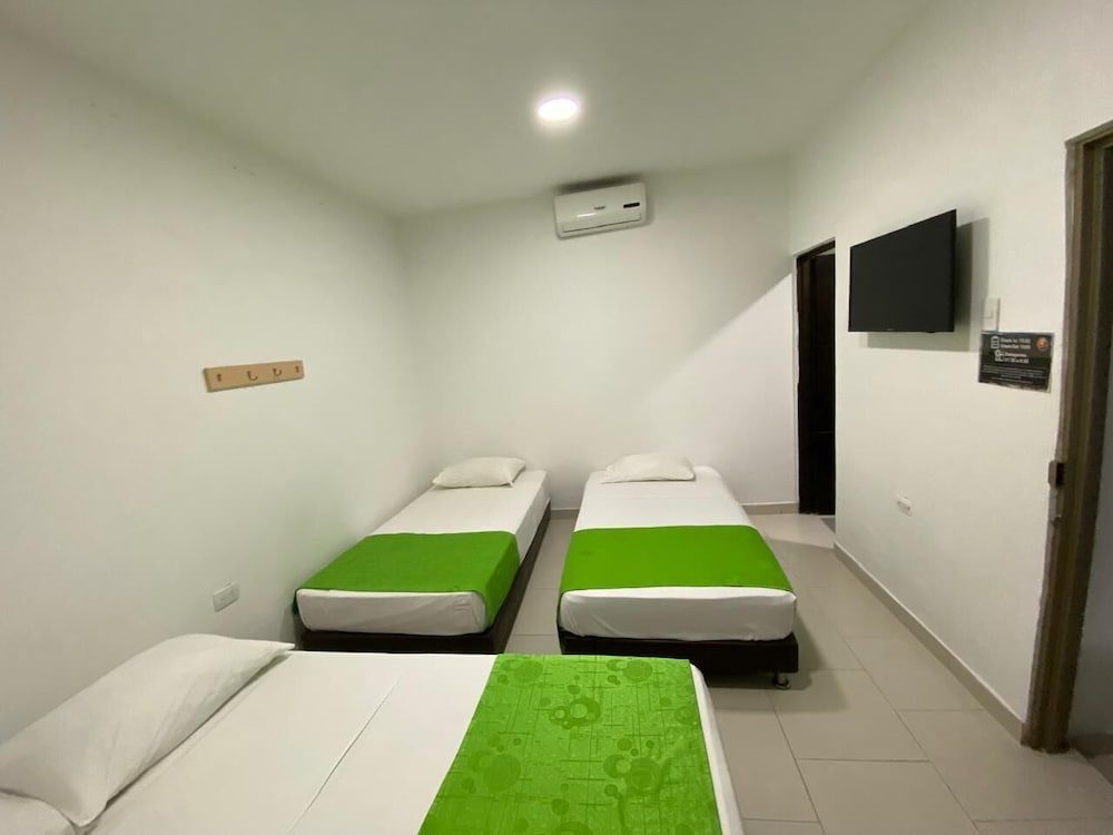 Family Quadruple Room photo 1