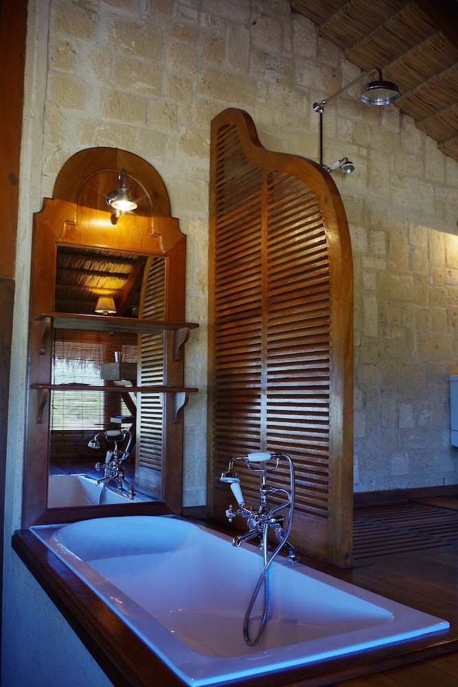 Deluxe Double Room, Private Bathroom, Sea View (Etage-Moringa) photo 3
