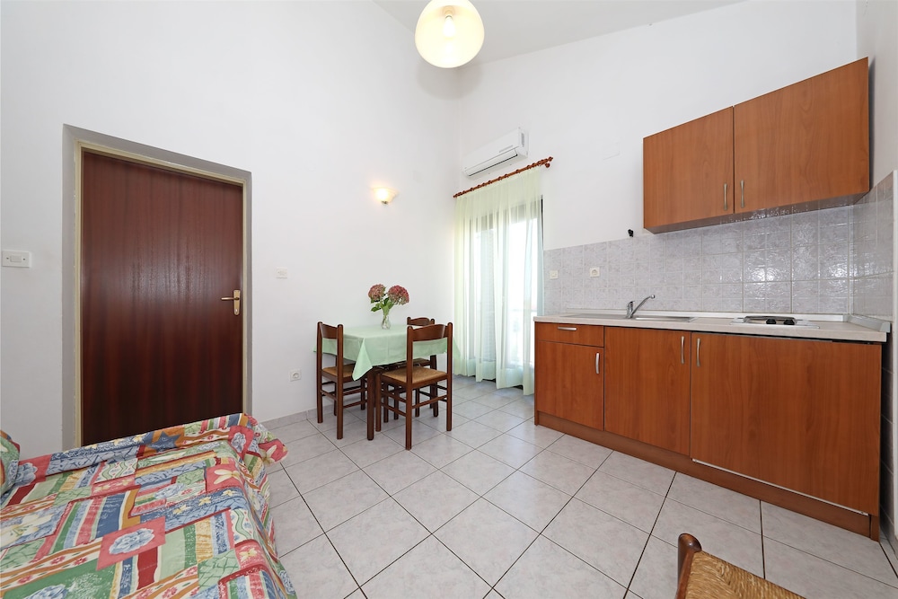 Apartment (A3)
