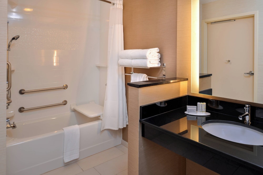 Fairfield Inn & Suites by Marriott Orlando East/UCF Area, Photo 2