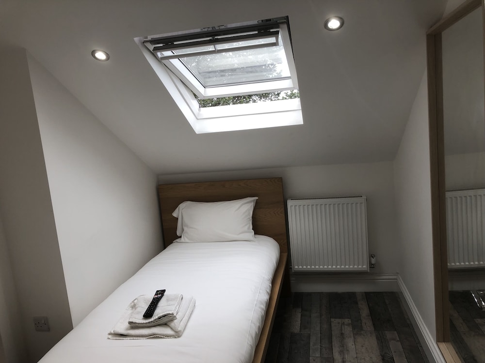 Economy Single Room