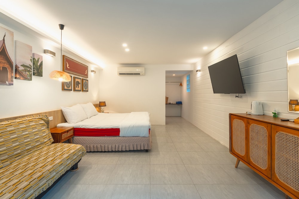 Garden-view Suite with Terrace including roundtrip shuttle boats - Photo 10