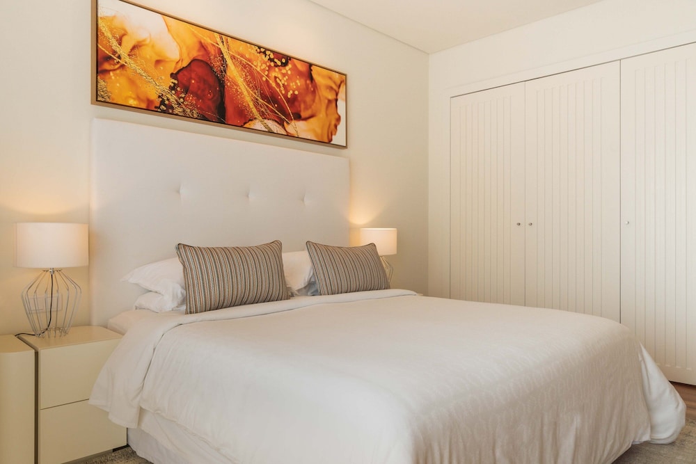 Premium Room, 1 Queen Bed, Resort View