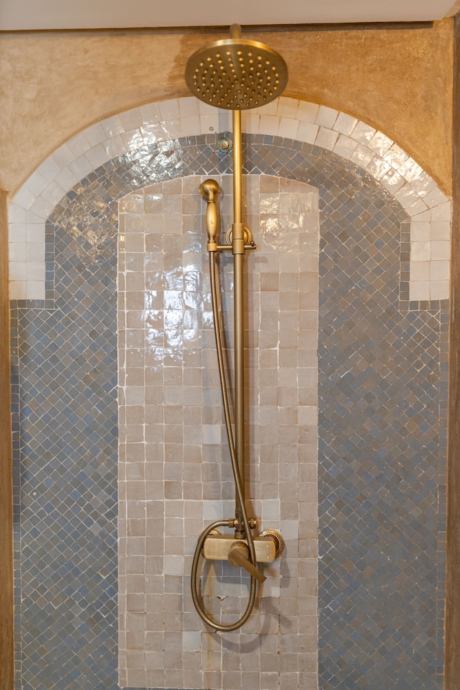 BAB ESSBANI - Photo 10
