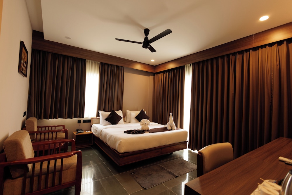 Deluxe Double Room, Non Smoking, City View