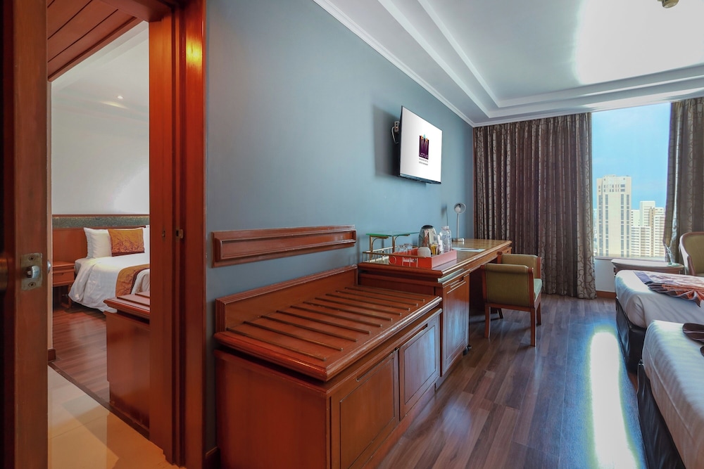 Superior Friend & Family Connecting Room
