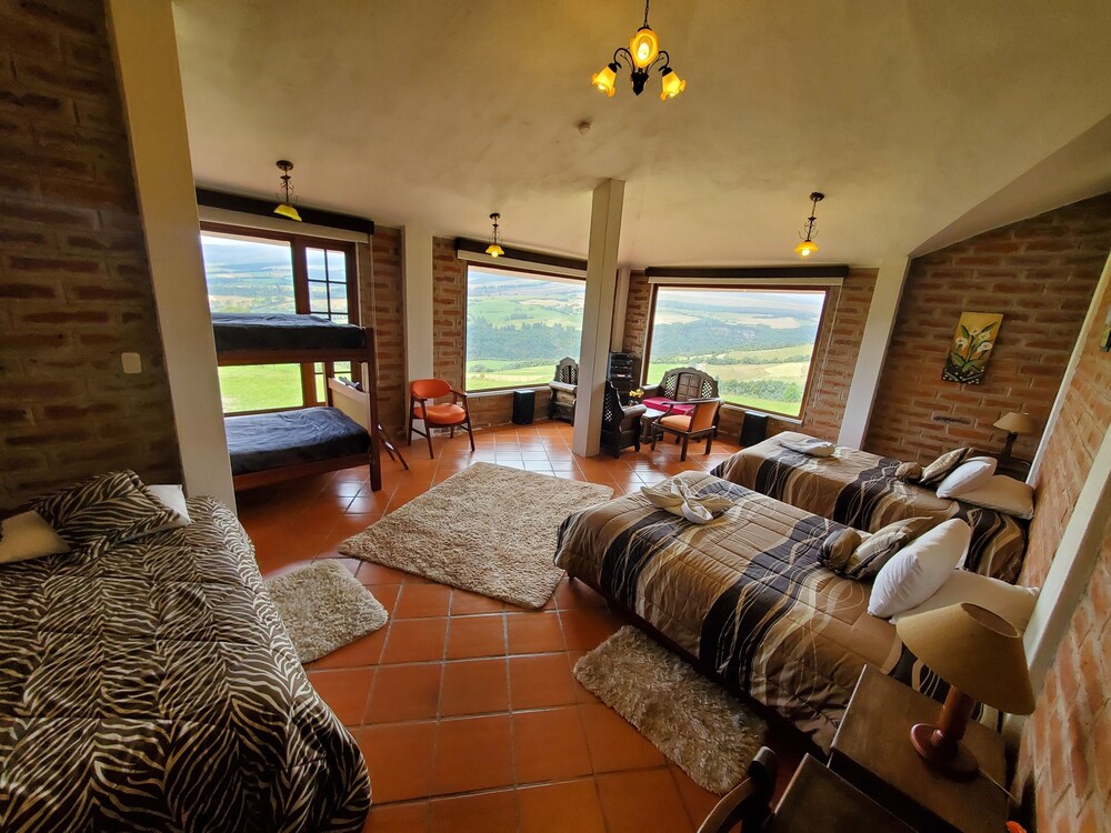 Family Room, Mountain View