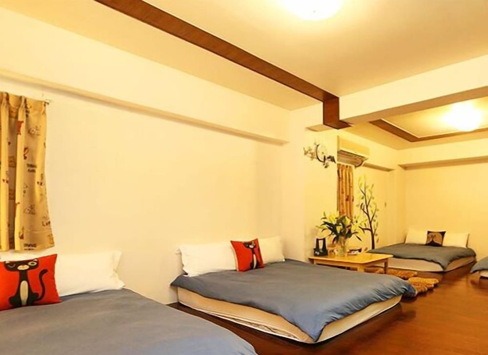 Standard Room (8-Person) photo 1