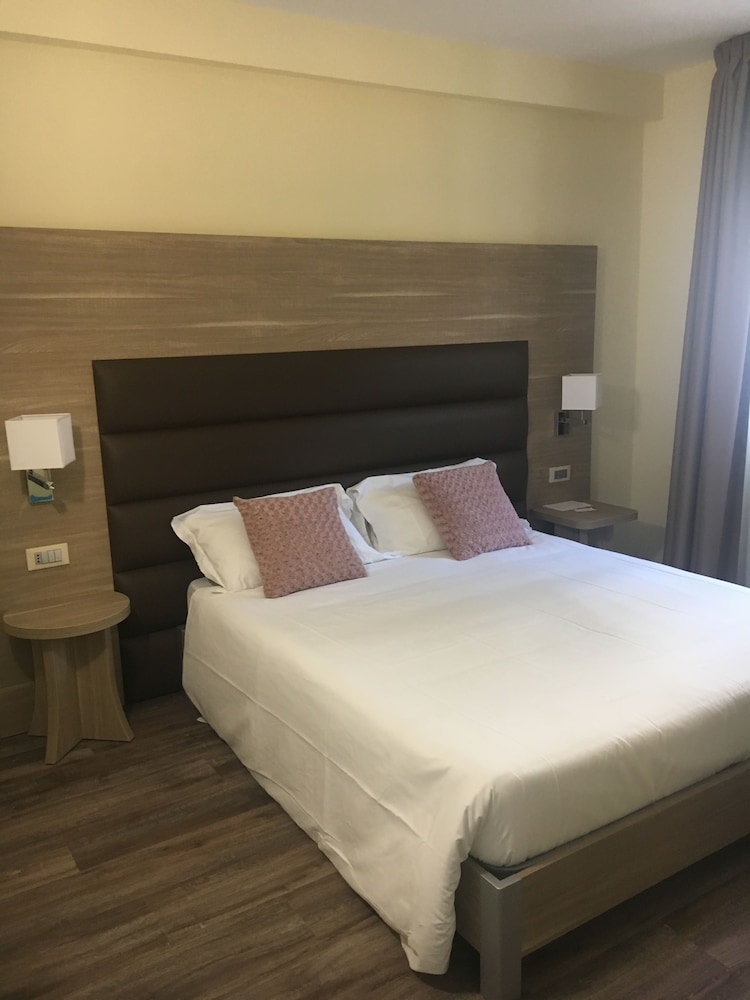 Deluxe Room photo 3