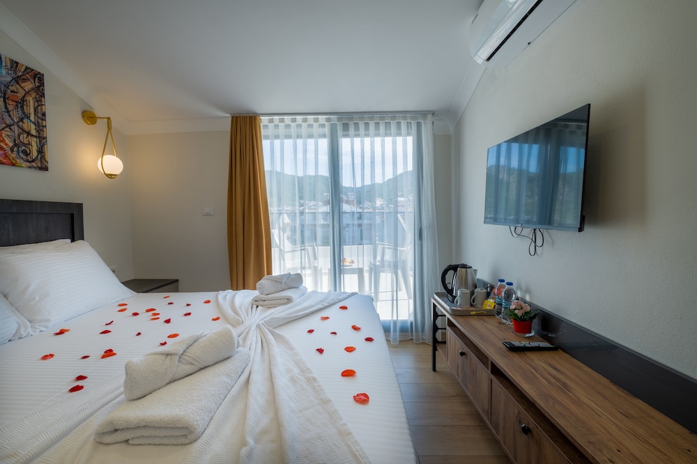 Standart DoubleBed Room - Photo 3