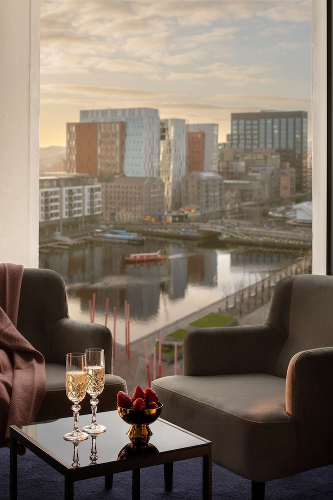 Premium Room, Canal View (Grand, Extra Bed 3 Adults)