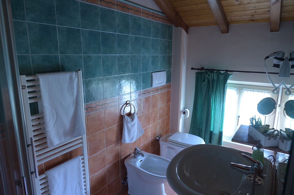 Classic Double Or Twin Room, Non Smoking, Garden View photo 3