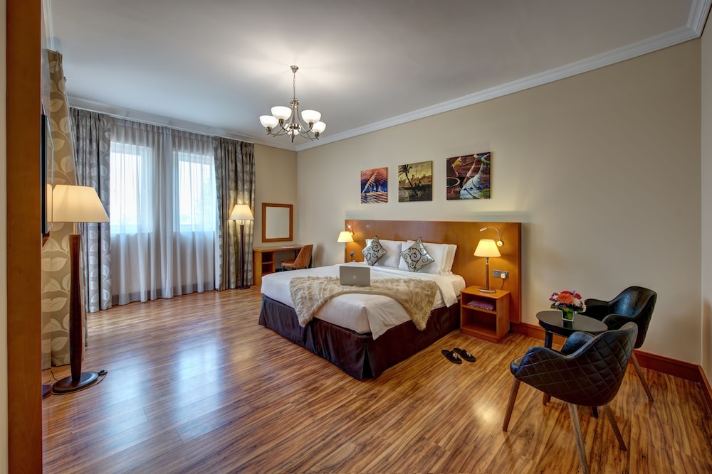 Villa, 4 Bedrooms photo 1