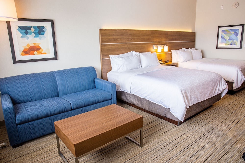 Suite, 2 Queen Beds