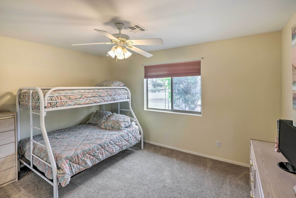 House (4 Bedrooms) photo 2