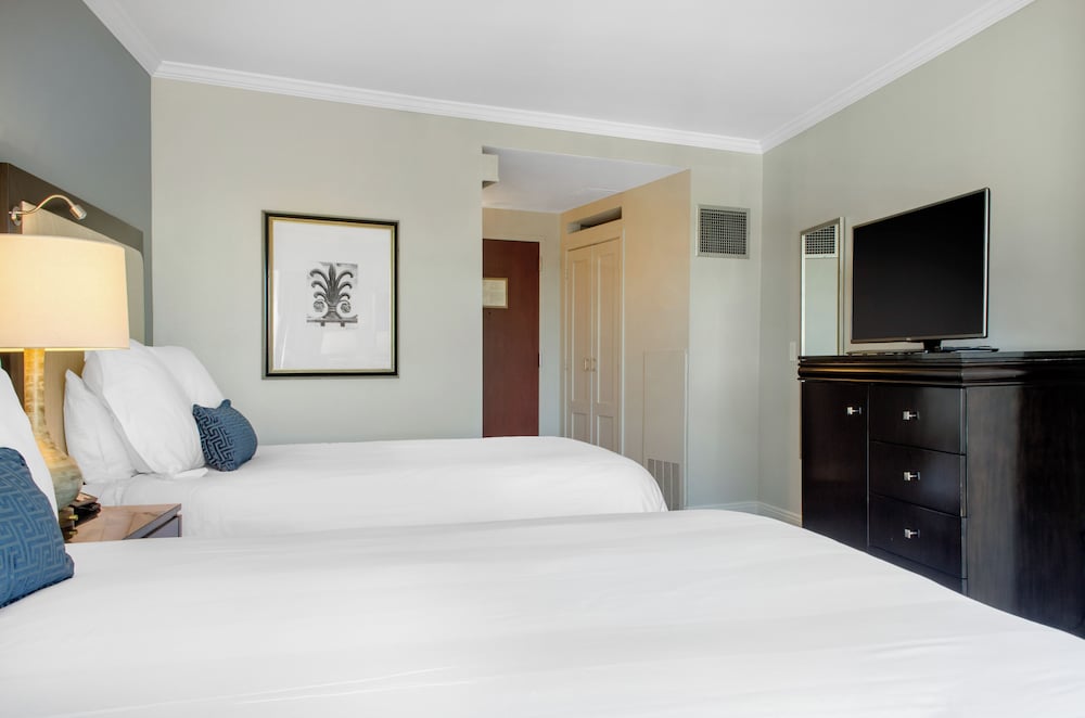 Premier Room, 2 Double Beds (Double-Double) - Photo 2