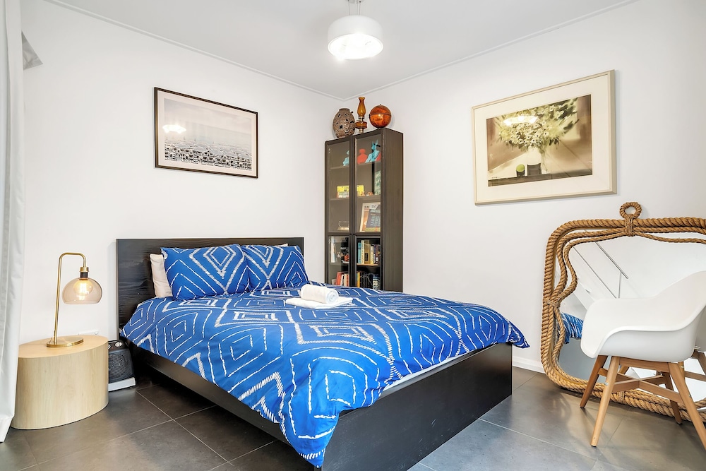 Standard Townhome, City View photo 1