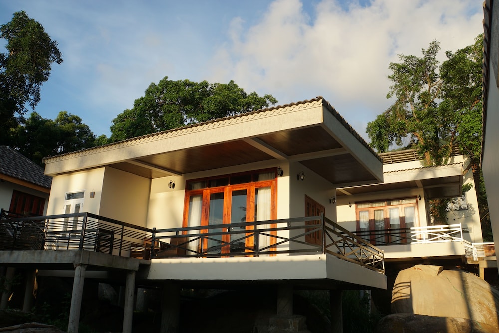 Family Connecting Villa, Sea View