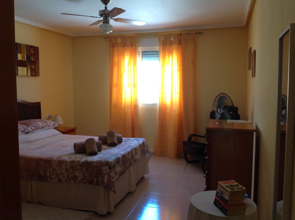 Deluxe Double Room, Ensuite photo 3