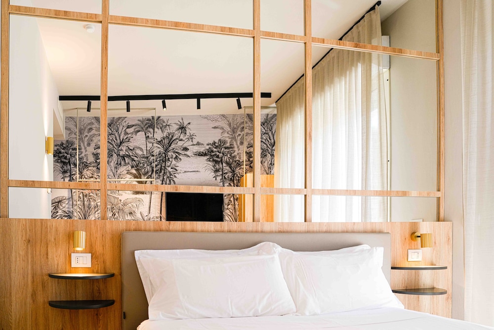 Design Triple Room, Multiple Beds, Non Smoking, Balcony photo 1