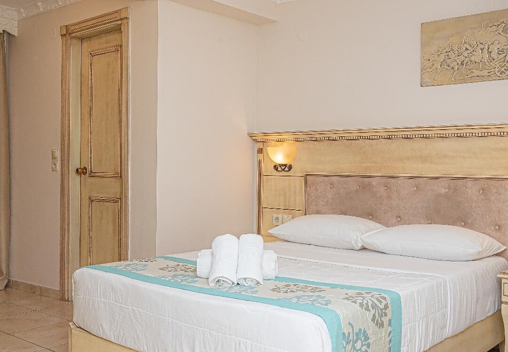 Premium Single Room photo 3