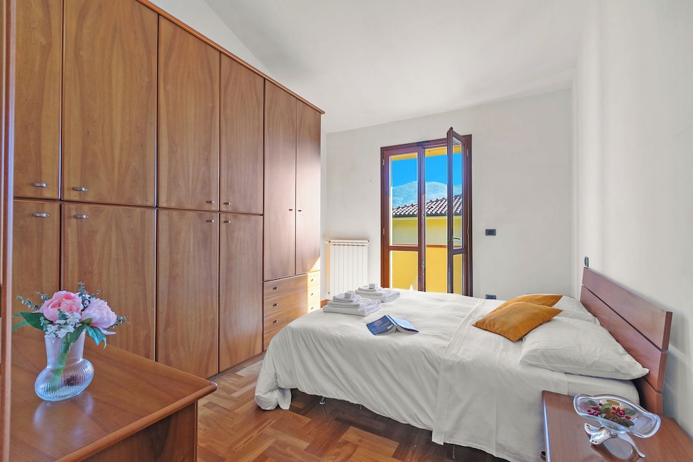 Family House, Multiple Bedrooms, 2 Bathrooms, Mountainside (Comfortable House With Pool&Lovely) photo 1