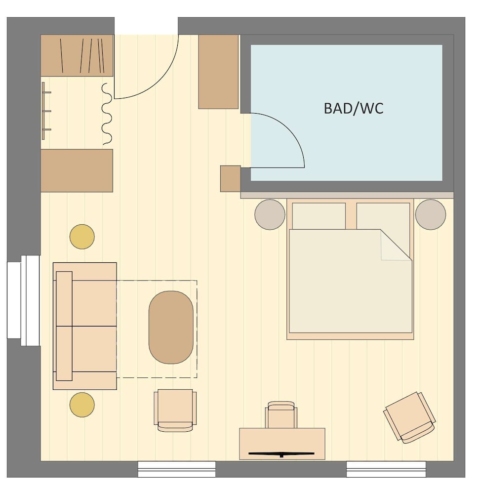 Family Room (Superior)