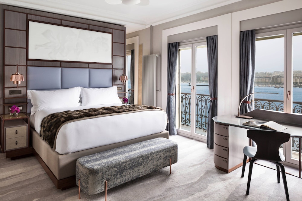 Suite, 1 Bedroom, Balcony