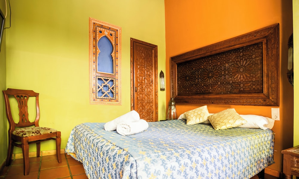 Superior Double Room Ensuite - Photo 1