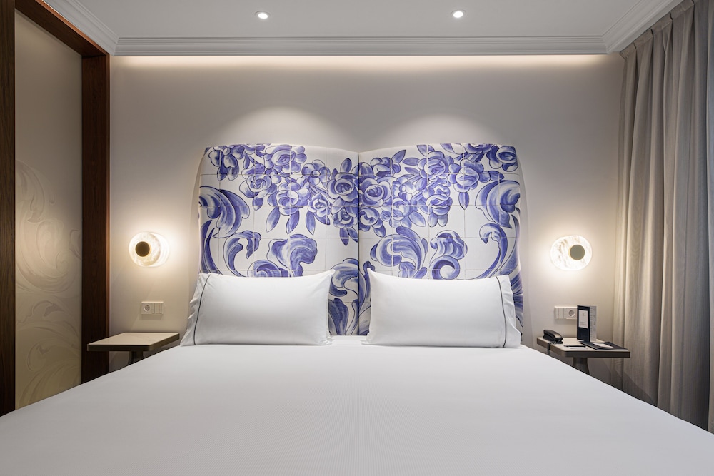 Deluxe Double Room - Photo 1