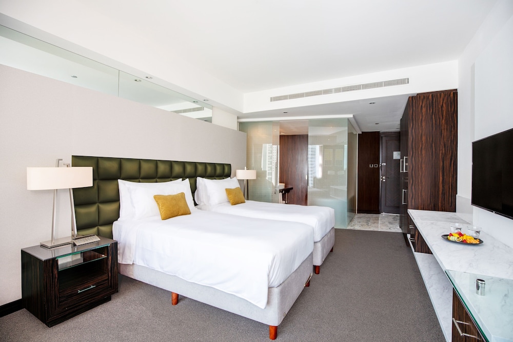 Premium Room, 2 Twin Beds, Tower (High Floor Almas Tower View) photo 3