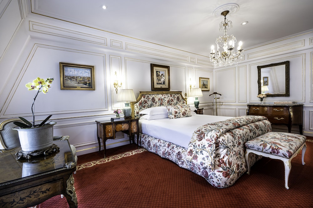Royal Suite