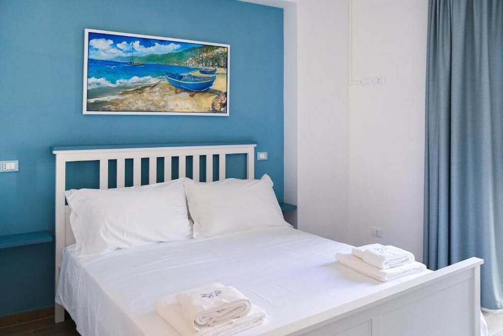 Deluxe Room, 1 Bedroom, Non Smoking, City View