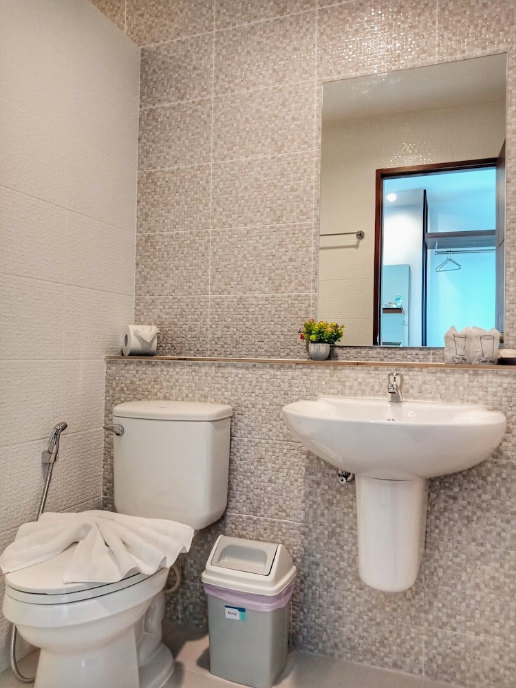 Basic Twin Room - Photo 5