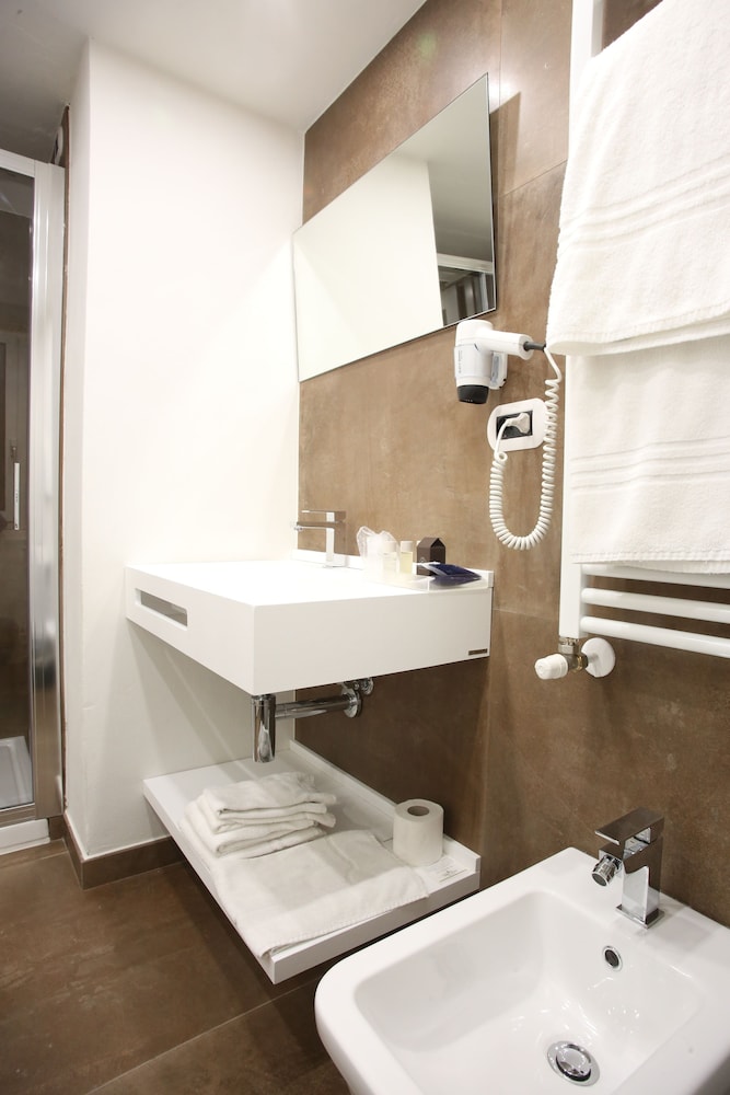 Double Room - Photo 39