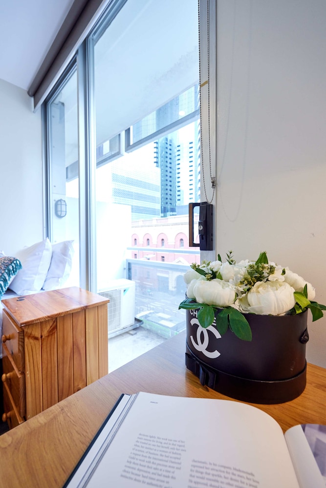 Deluxe Two Bedrooms Apartment - Photo 7