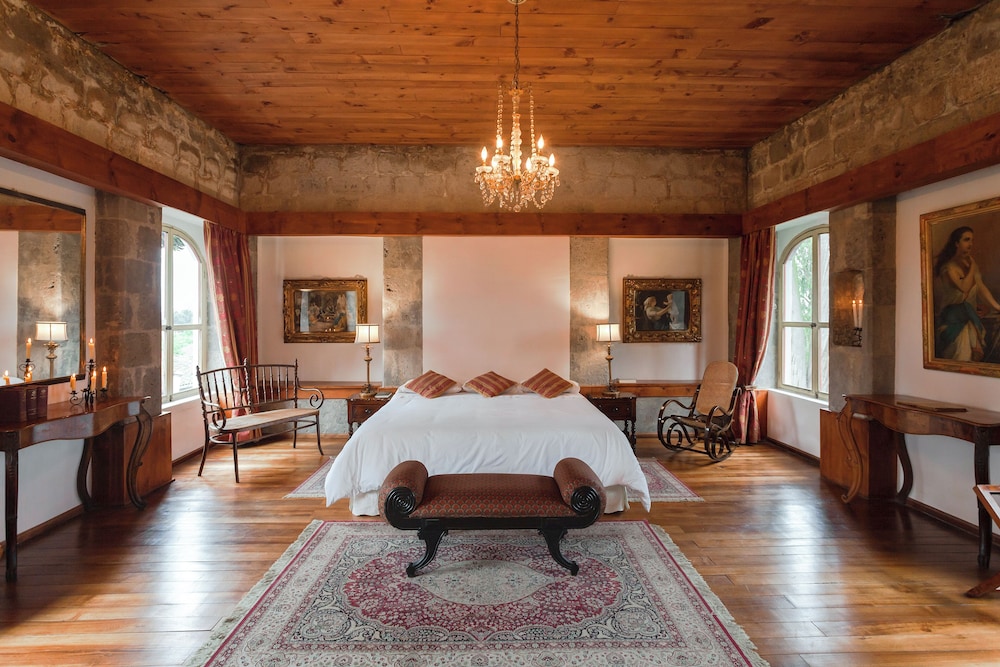 Presidential Suite photo 1