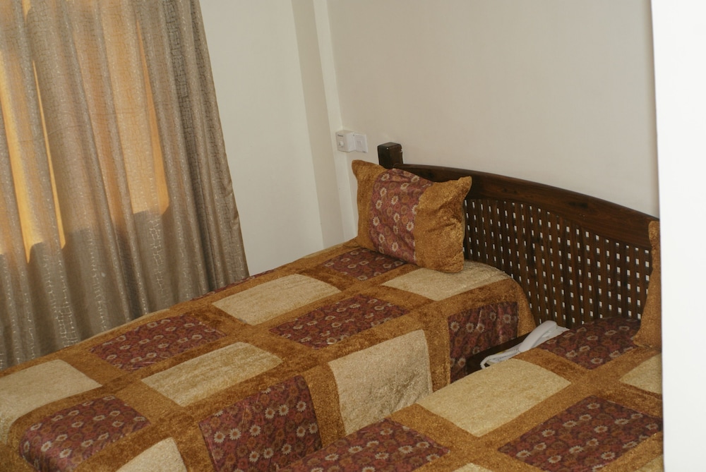 Double or Twin Room, Non Smoking, Mountain View