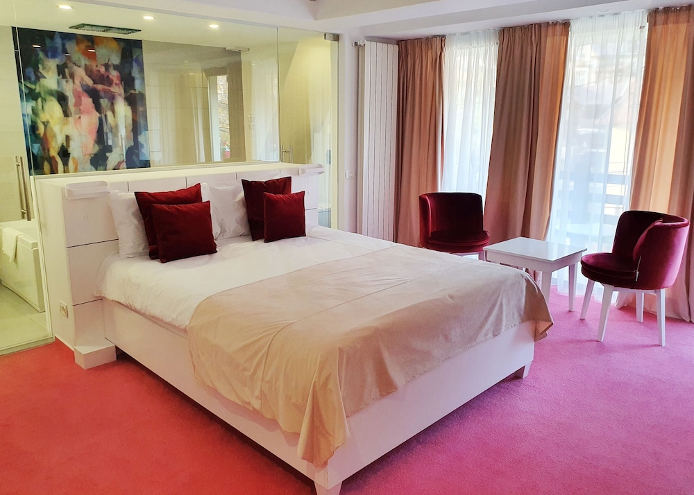 Romantic Double Room photo 2