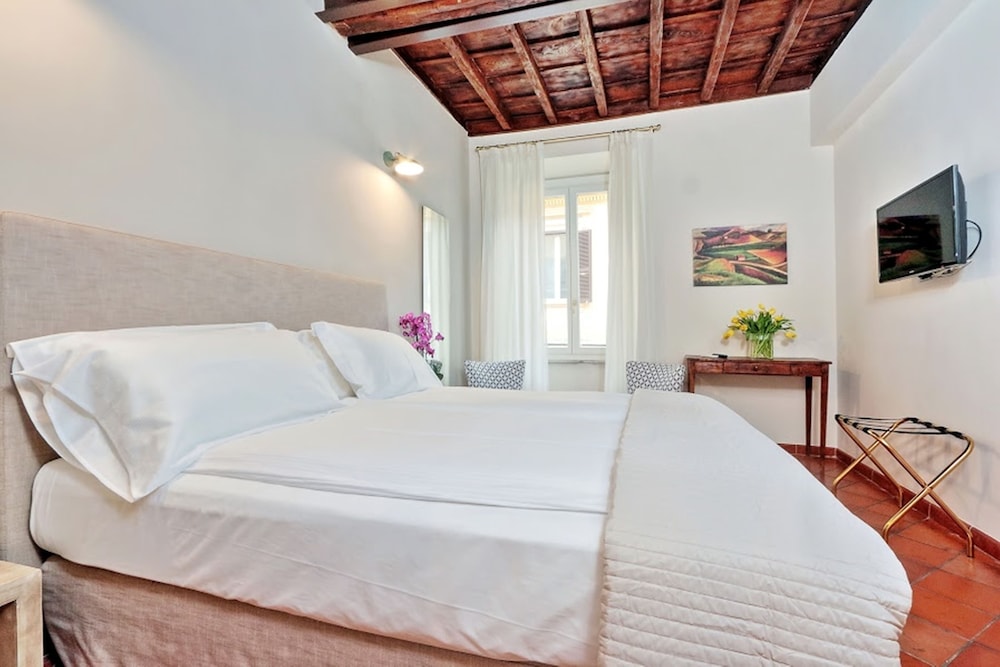 Family Apartment, 1 Bedroom, Kitchenette, City View photo 1