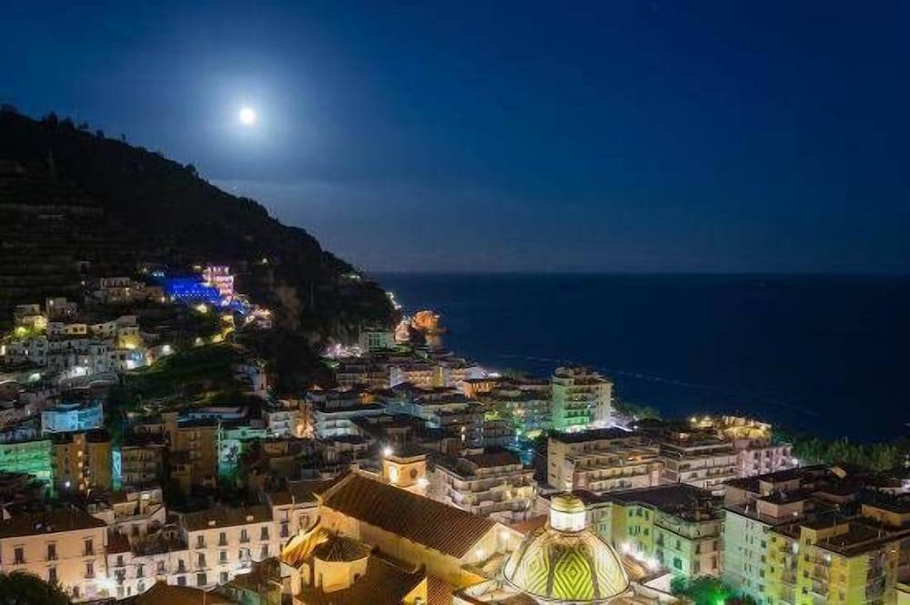 Superior Room (260 steps)