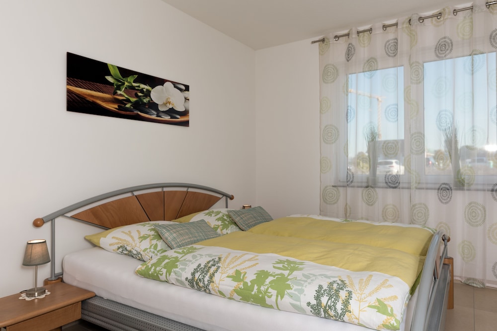 Apartment, 1 Bedroom, Terrace photo 2