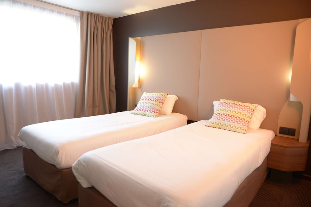 Standard Room, 2 Twin Beds photo 1
