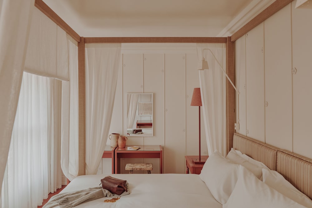 Suite (The Clifton)