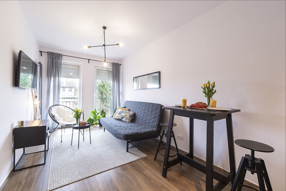 Apartment, 1 Bedroom, Smoking, Balcony